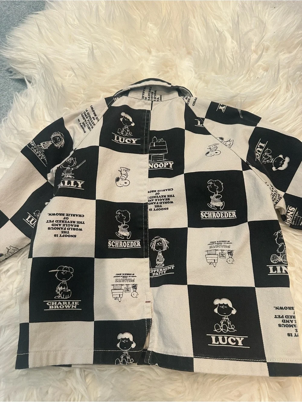 Black & Cream Checkerboard Peanuts Print Button-Up Shirt